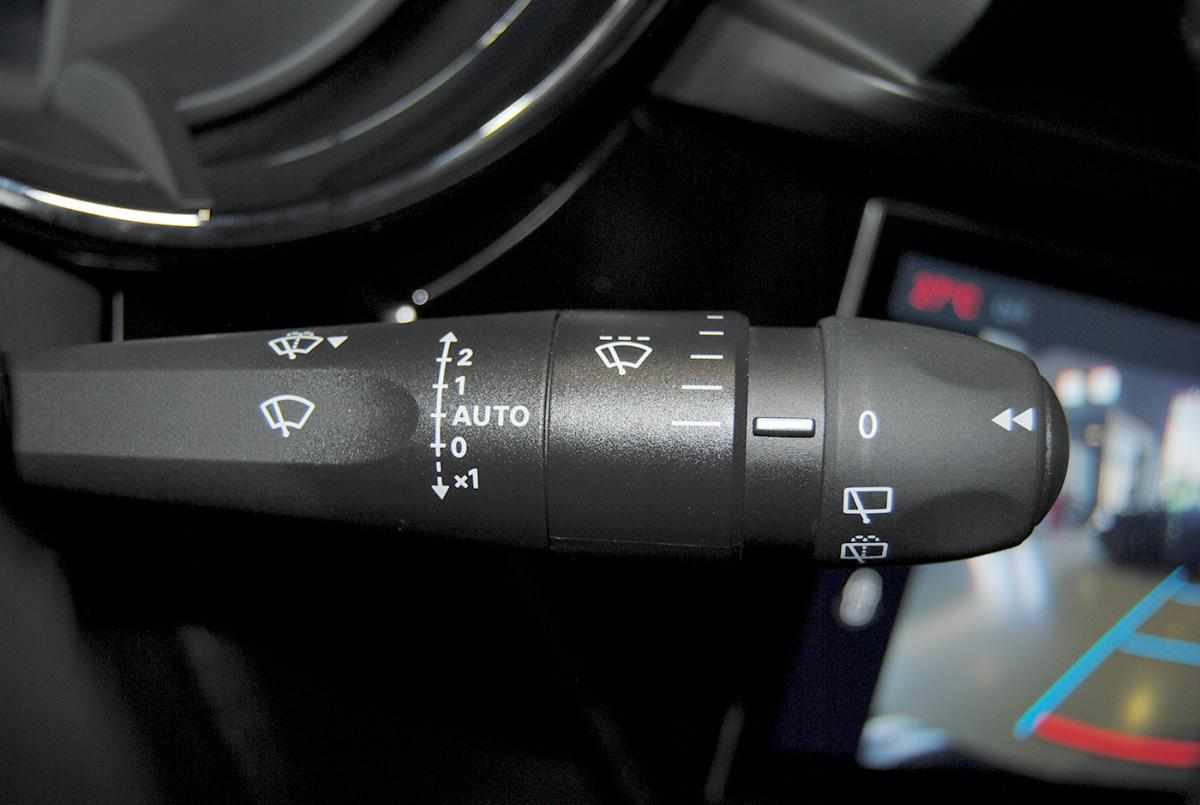 alfa-romeo-junior-2025-hibrido-a-gasolina-1199cc