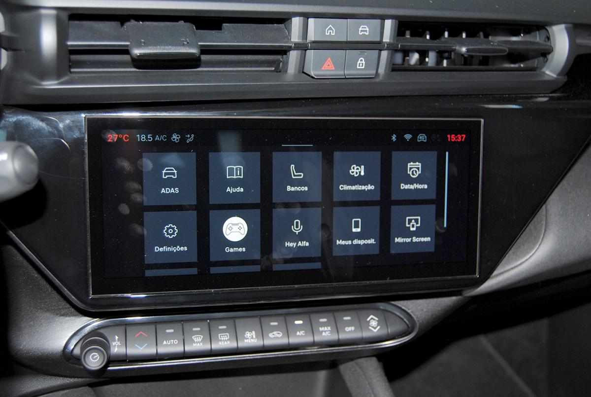 alfa-romeo-junior-2025-hibrido-a-gasolina-1199cc