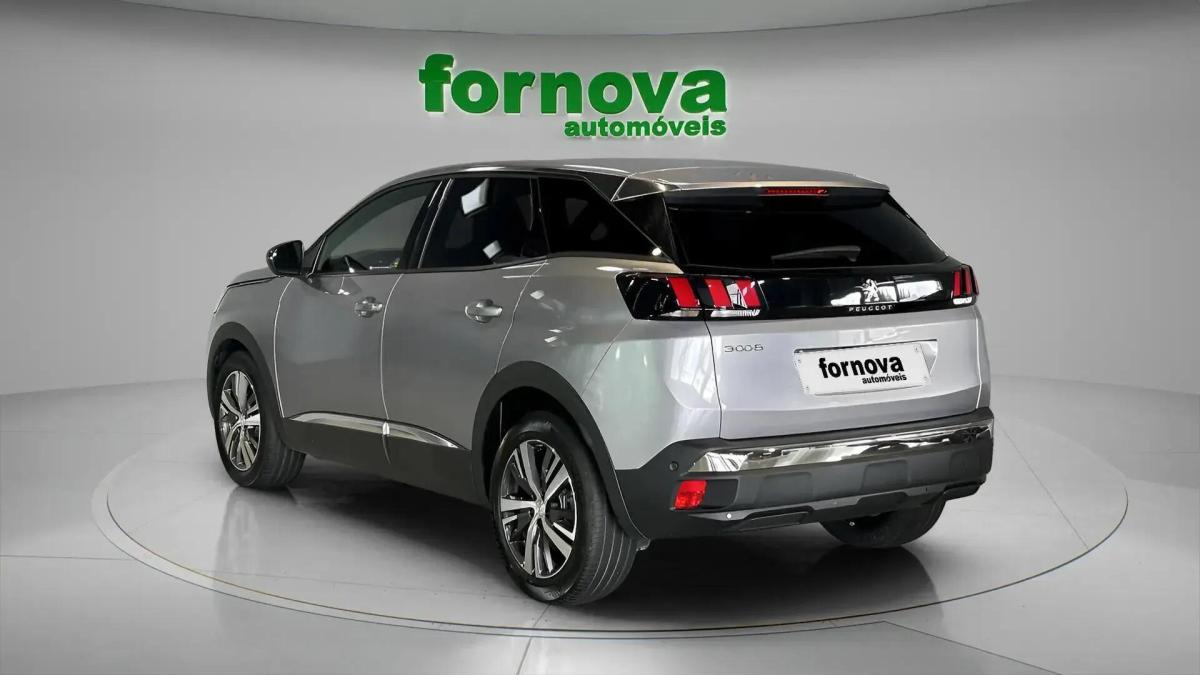 peugeot-3008-2023-diesel-1499cc
