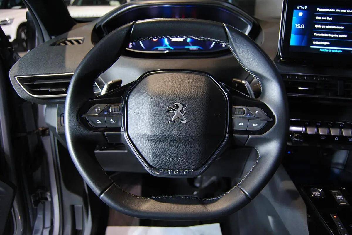 peugeot-3008-2023-diesel-1499cc