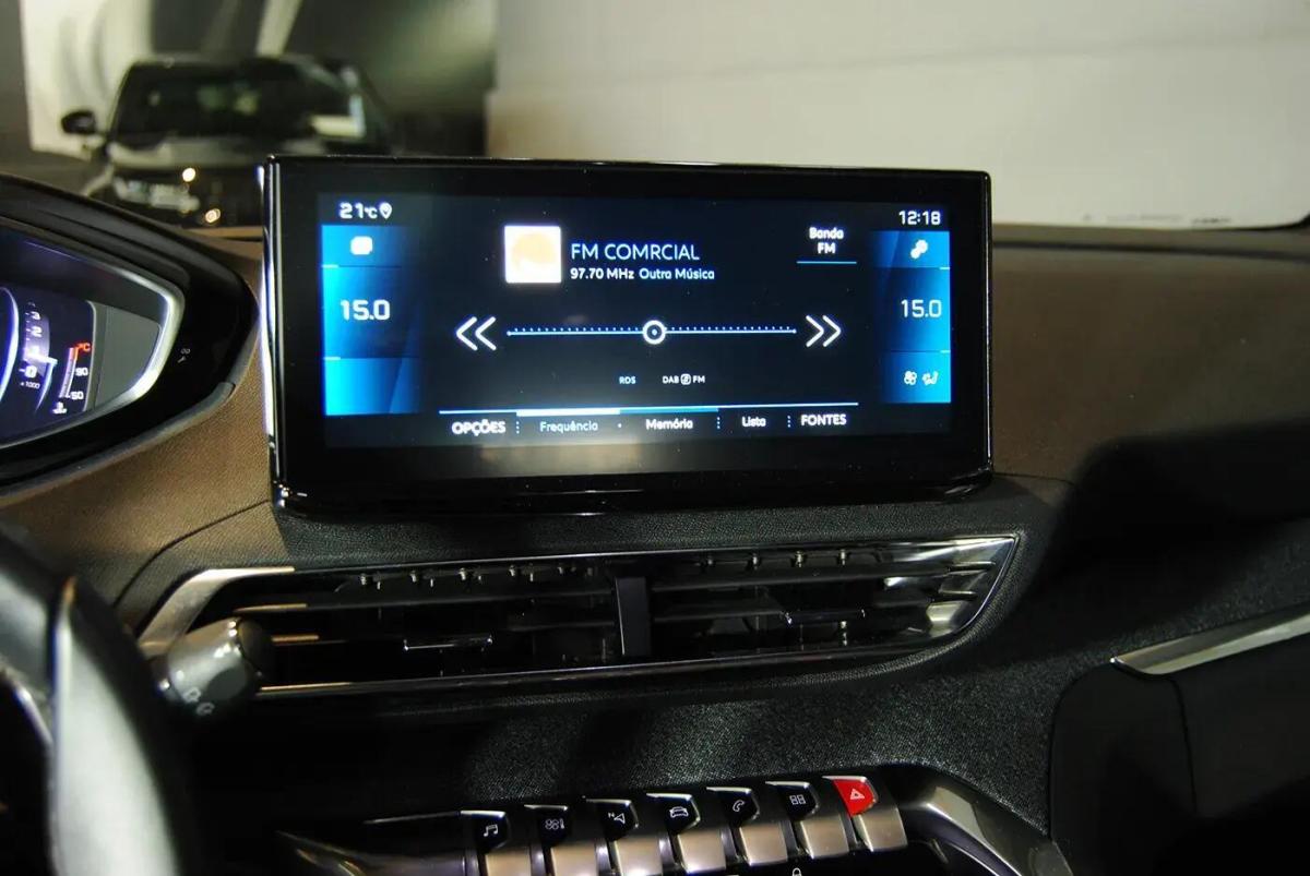 peugeot-3008-2023-diesel-1499cc