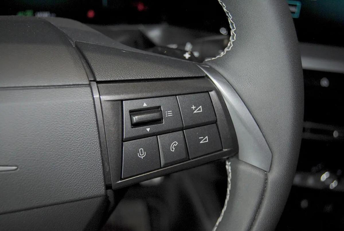 opel-mokka-2025-gasolina-1199cc