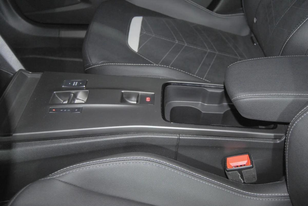 opel-mokka-2025-gasolina-1199cc