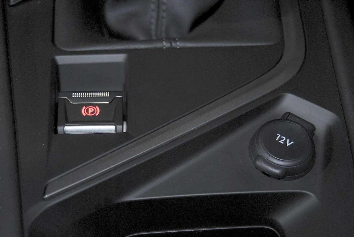 peugeot-308-2024-gasolina-1199cc