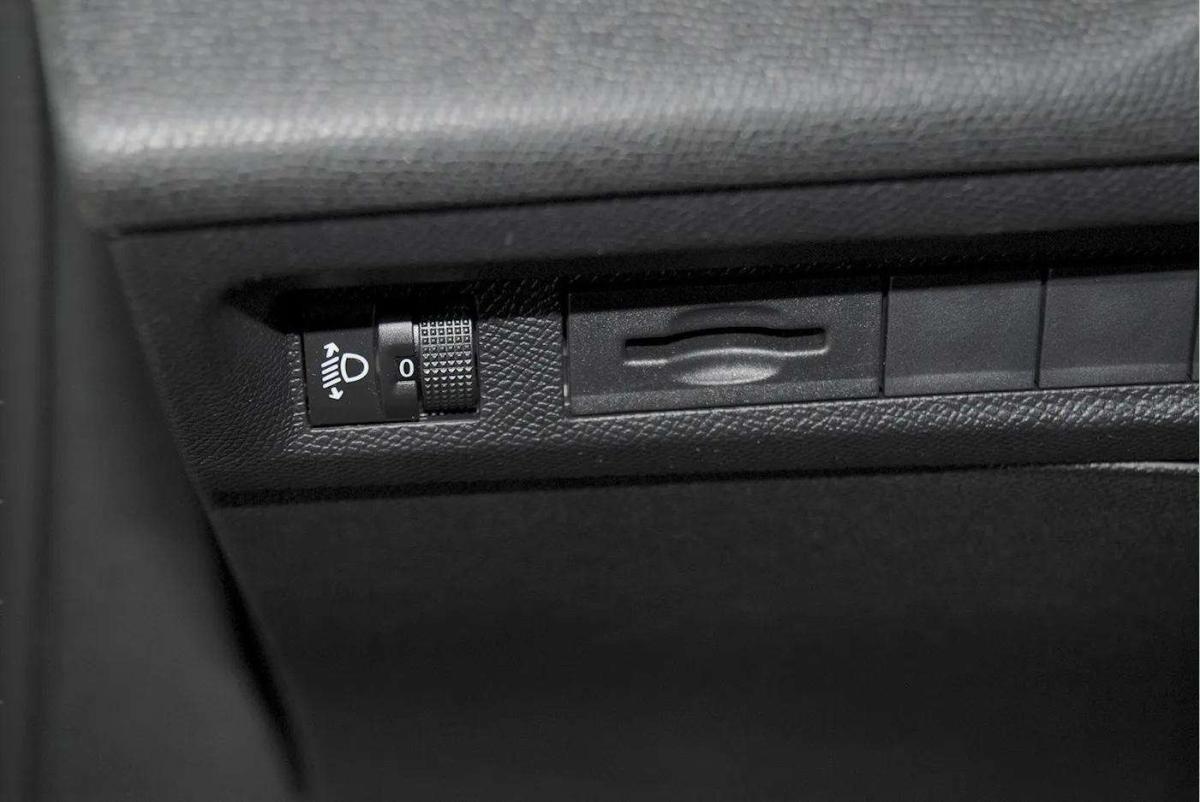 peugeot-308-2024-gasolina-1199cc