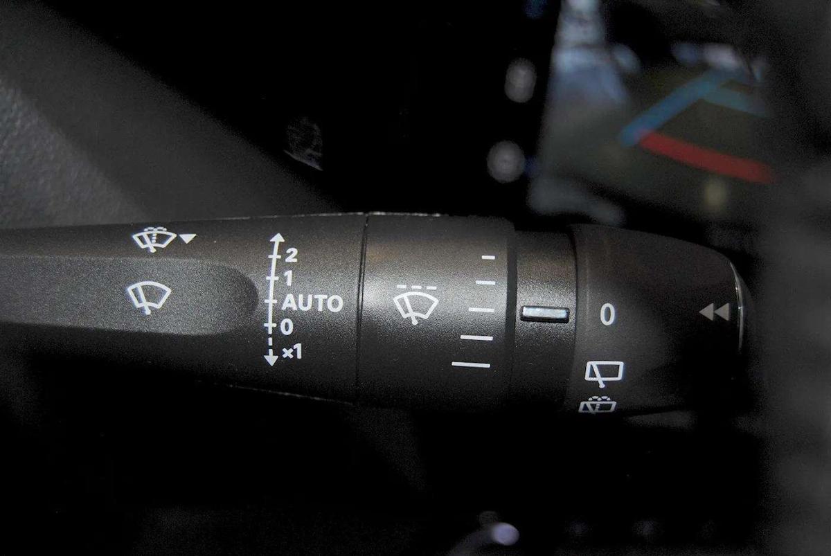peugeot-308-2024-gasolina-1199cc