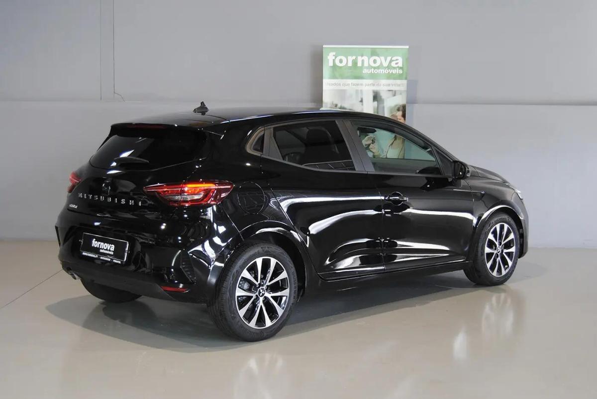 mitsubishi-colt-2024-gasolina-999cc