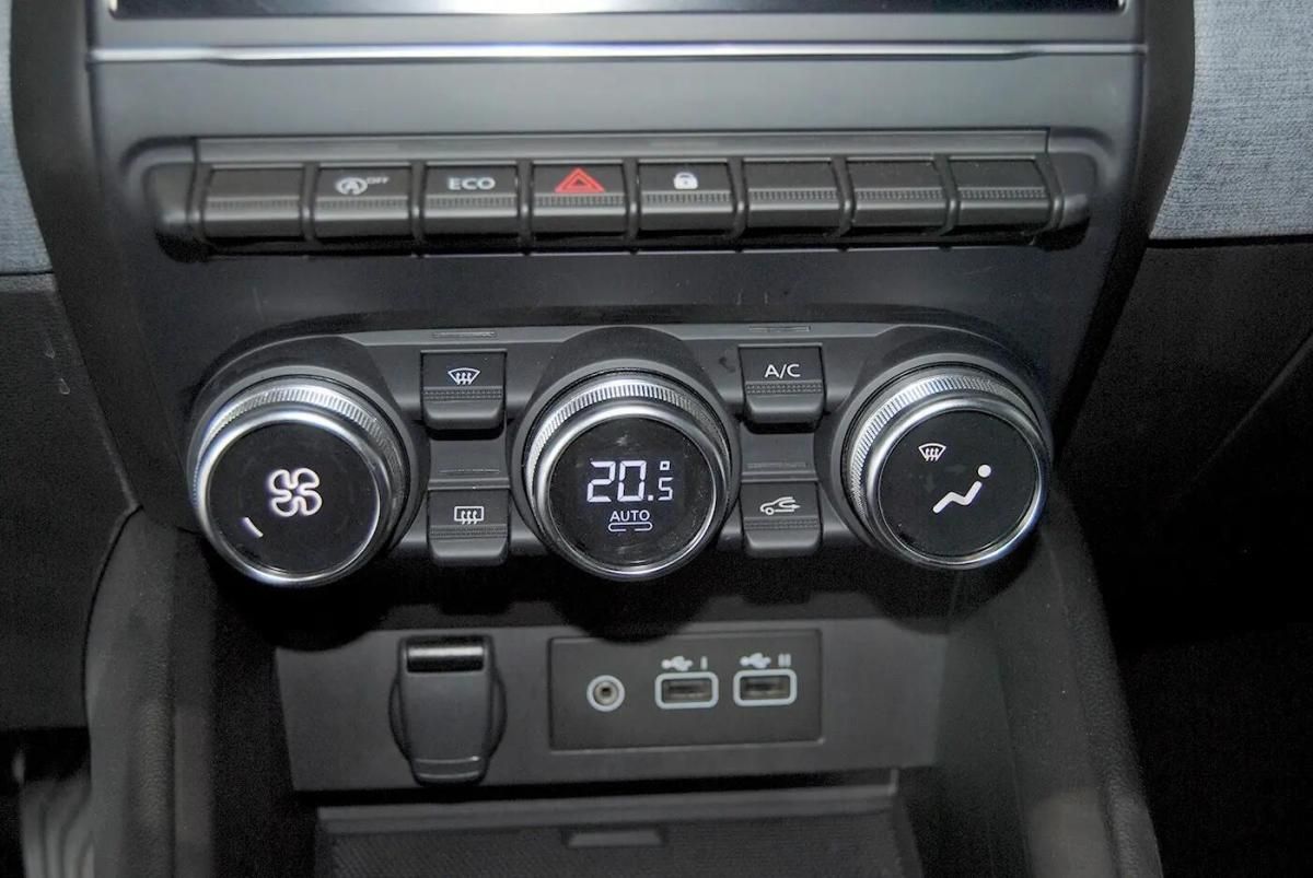 mitsubishi-colt-2024-gasolina-999cc