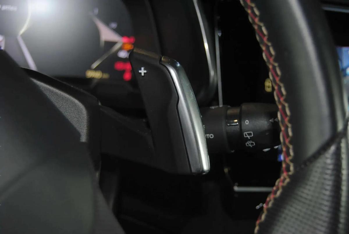 ds-ds-7-2023-hibrido-a-gasolina-1598cc