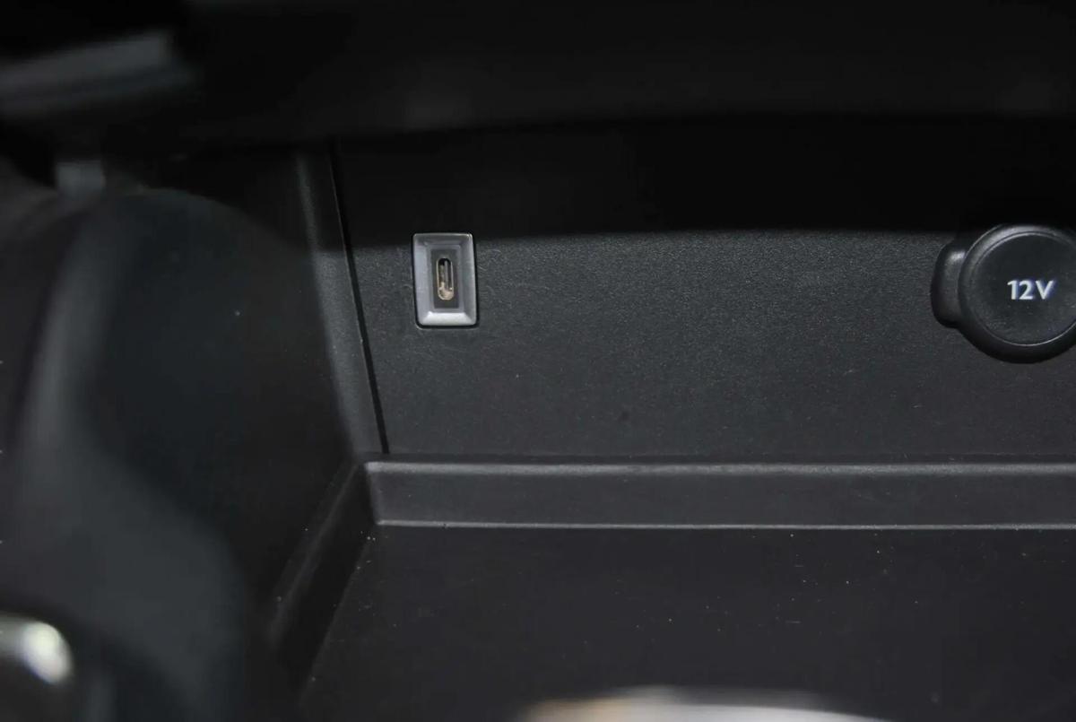 ds-ds-7-2023-hibrido-a-gasolina-1598cc