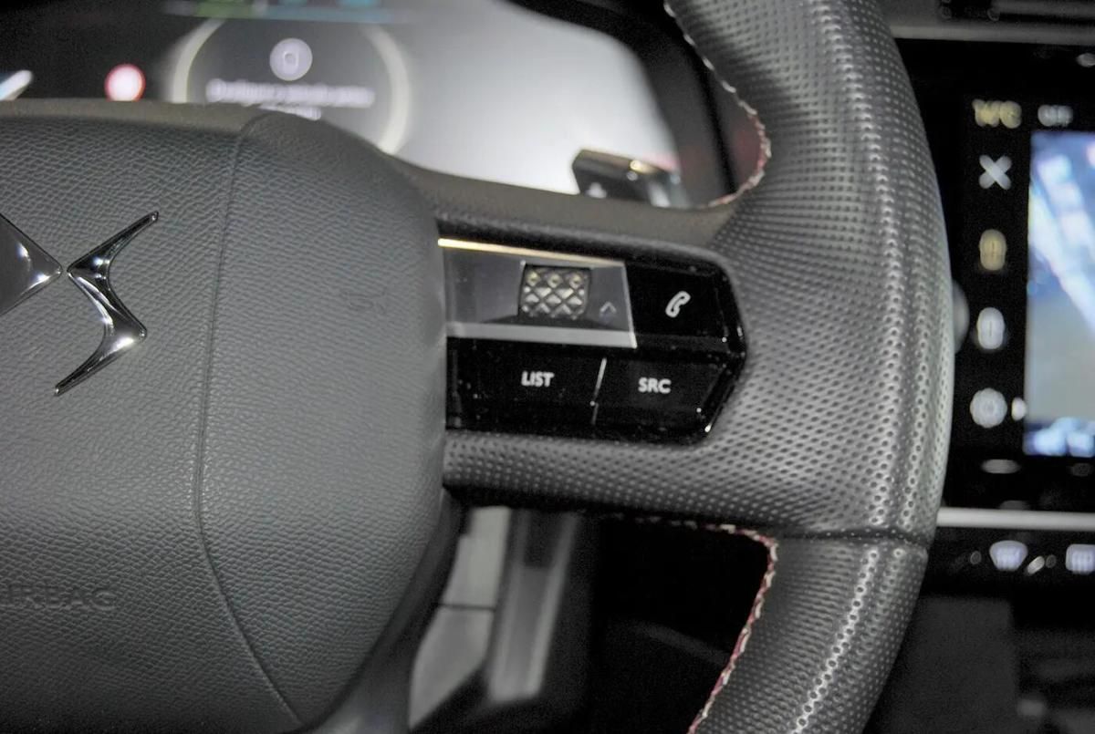 ds-ds-7-2023-hibrido-a-gasolina-1598cc