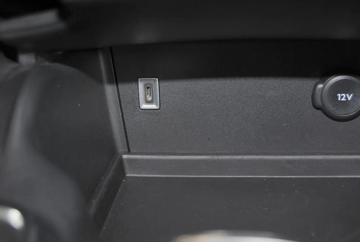 ds-ds-7-2023-hibrido-a-gasolina-1598cc
