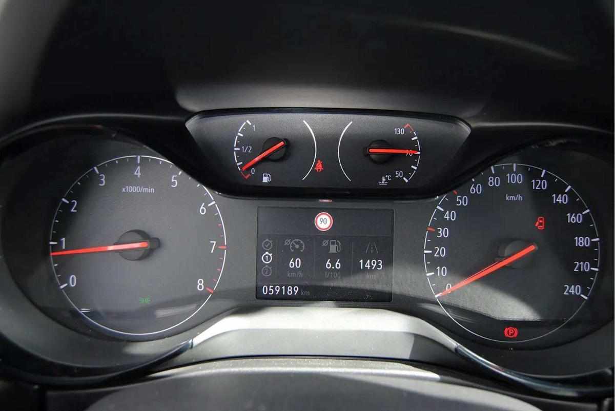 opel-corsa-2023-gasolina-1199cc