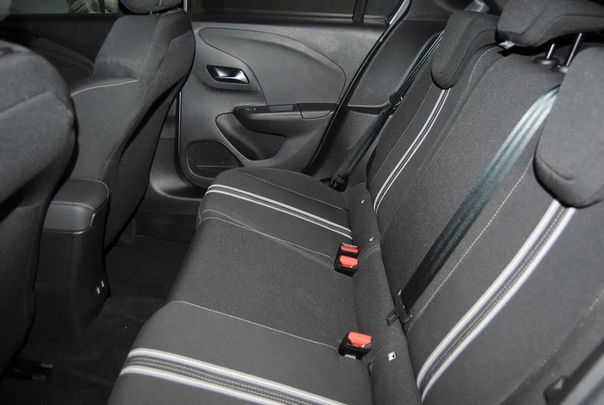 opel-corsa-e-2024-eletrico-0cc