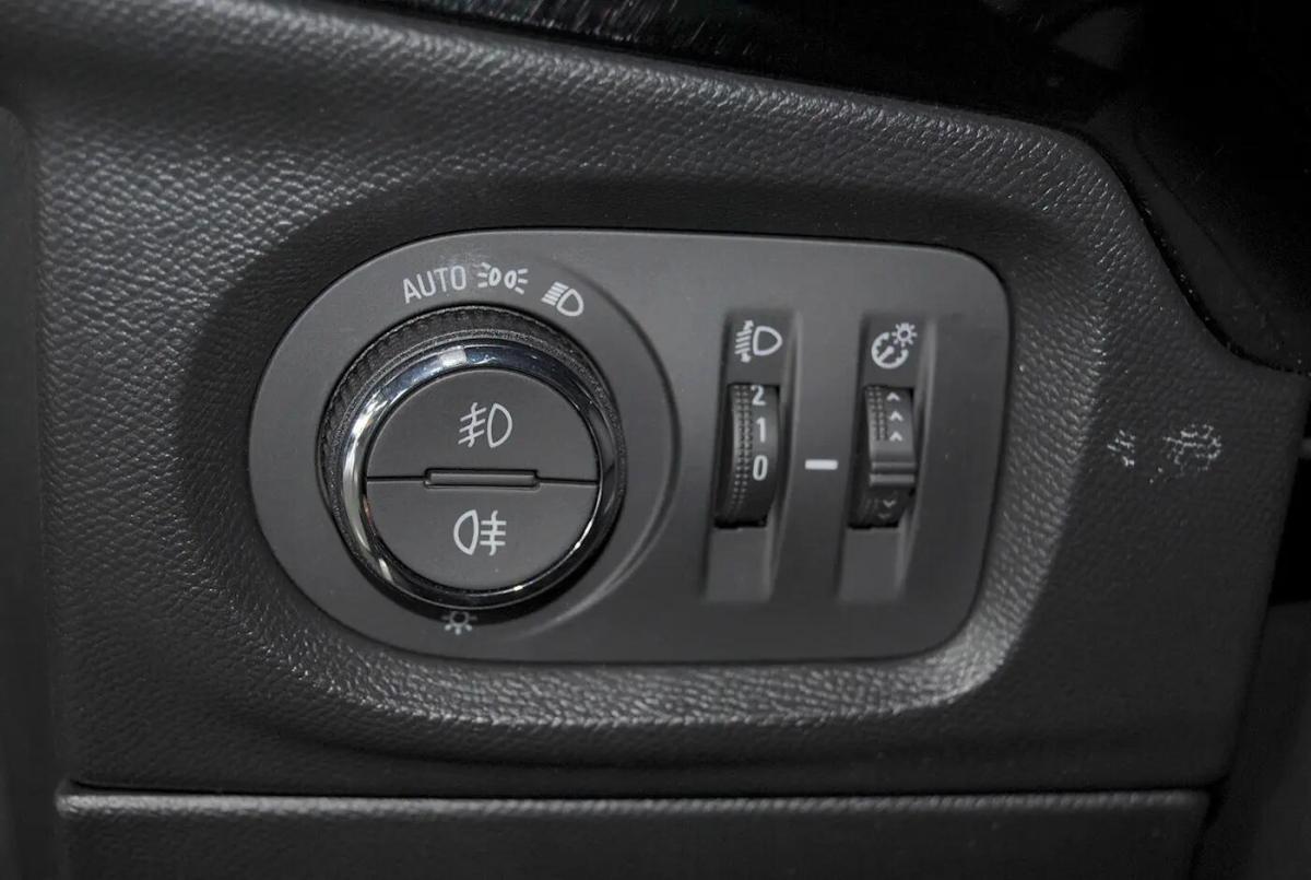 opel-corsa-e-2024-eletrico-0cc