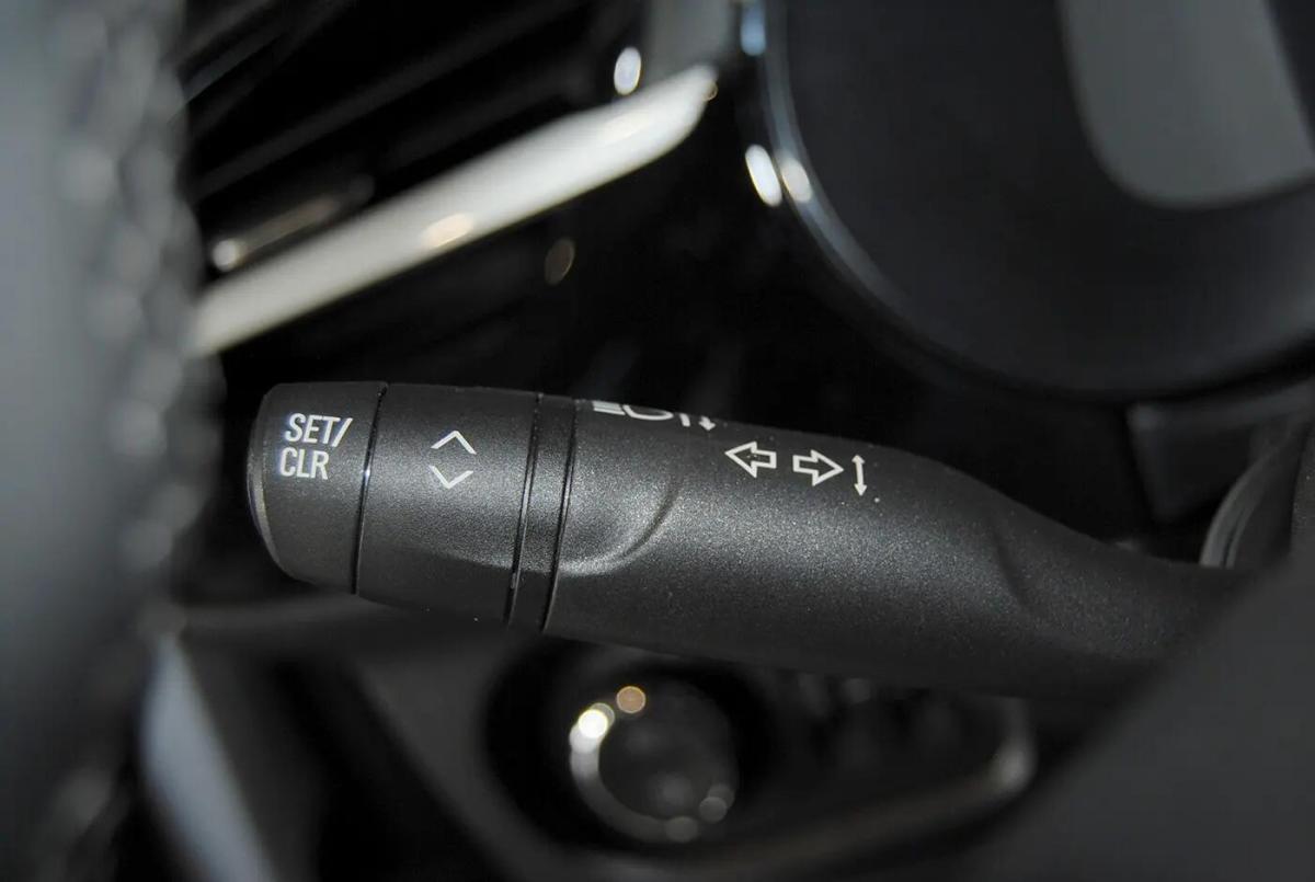 opel-corsa-e-2024-eletrico-0cc