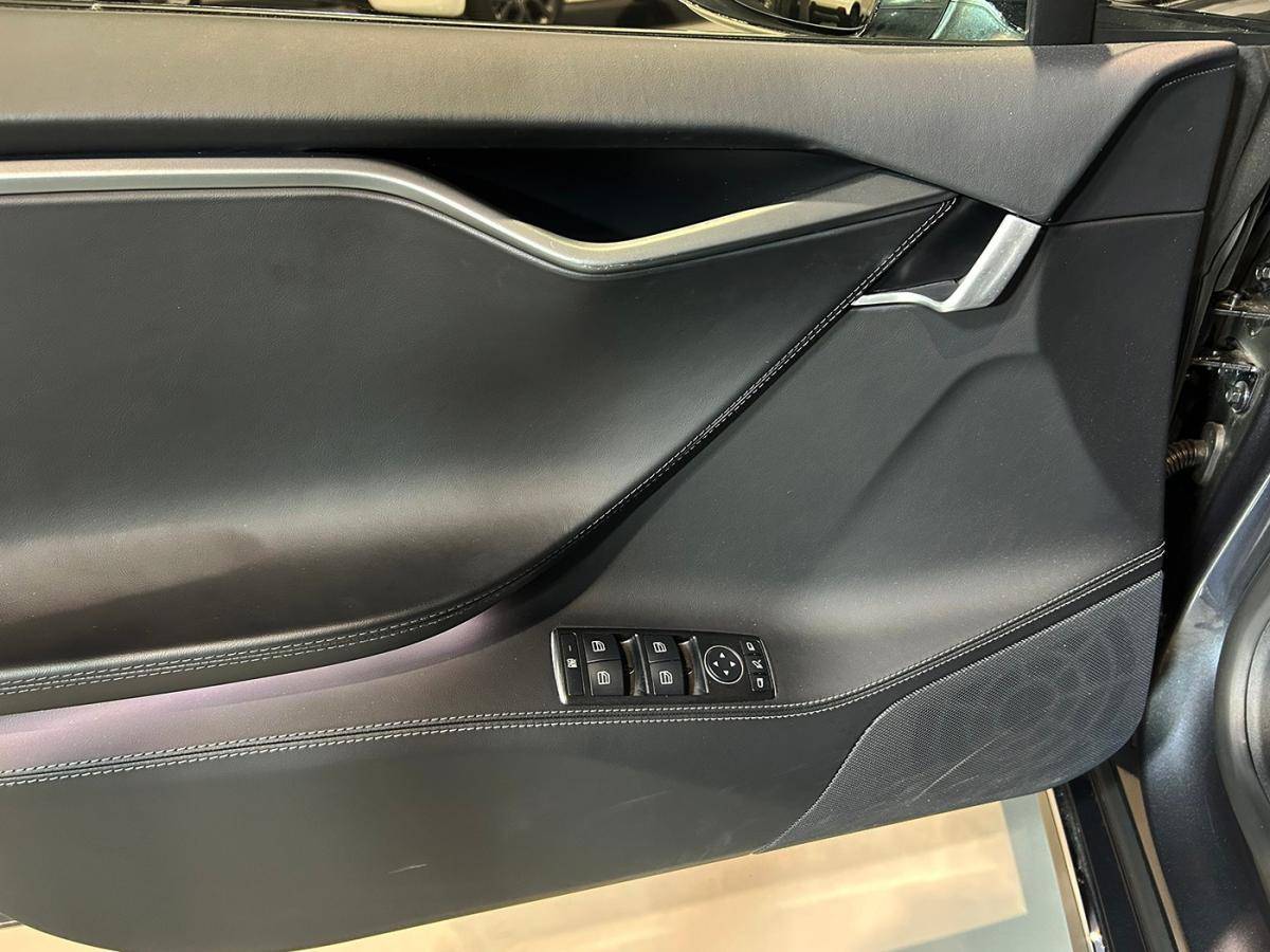tesla-model-s-2018-eletrico-0cc