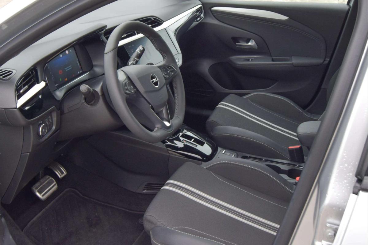 opel-corsa-2025-hibrido-a-gasolina-1199cc