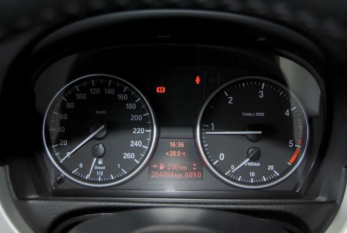 bmw-serie-3-2007-diesel-1995cc
