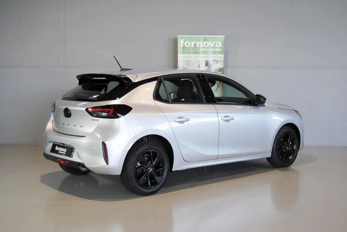 opel-corsa-2025-hibrido-a-gasolina-1199cc