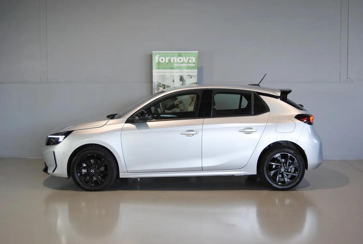opel-corsa-2025-hibrido-a-gasolina-1199cc