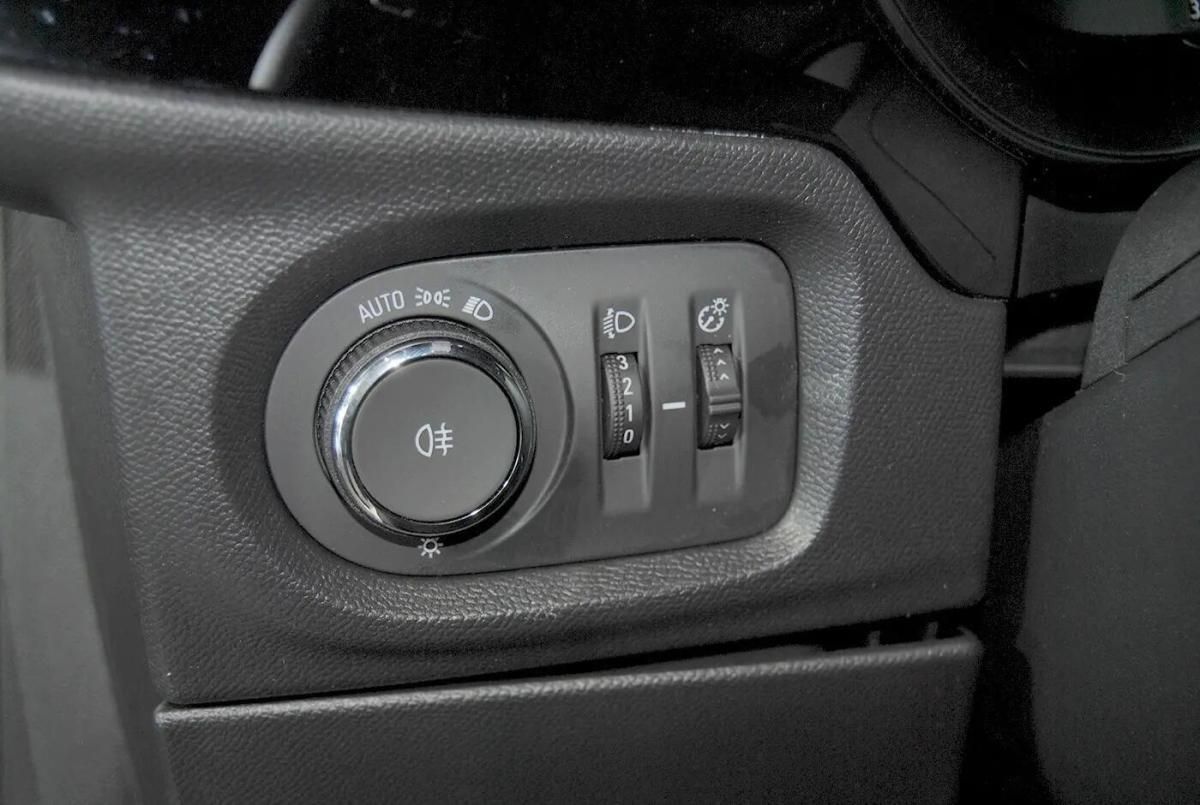 opel-corsa-2025-hibrido-a-gasolina-1199cc