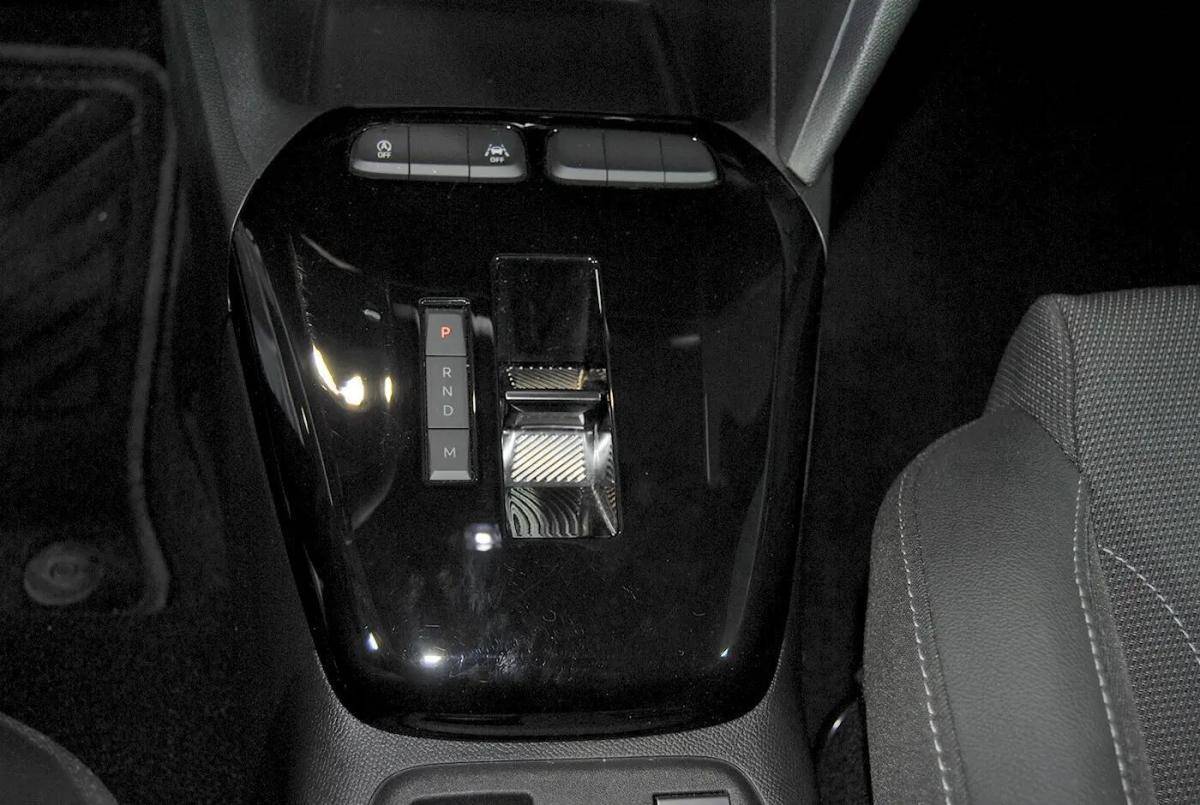 opel-corsa-2025-hibrido-a-gasolina-1199cc