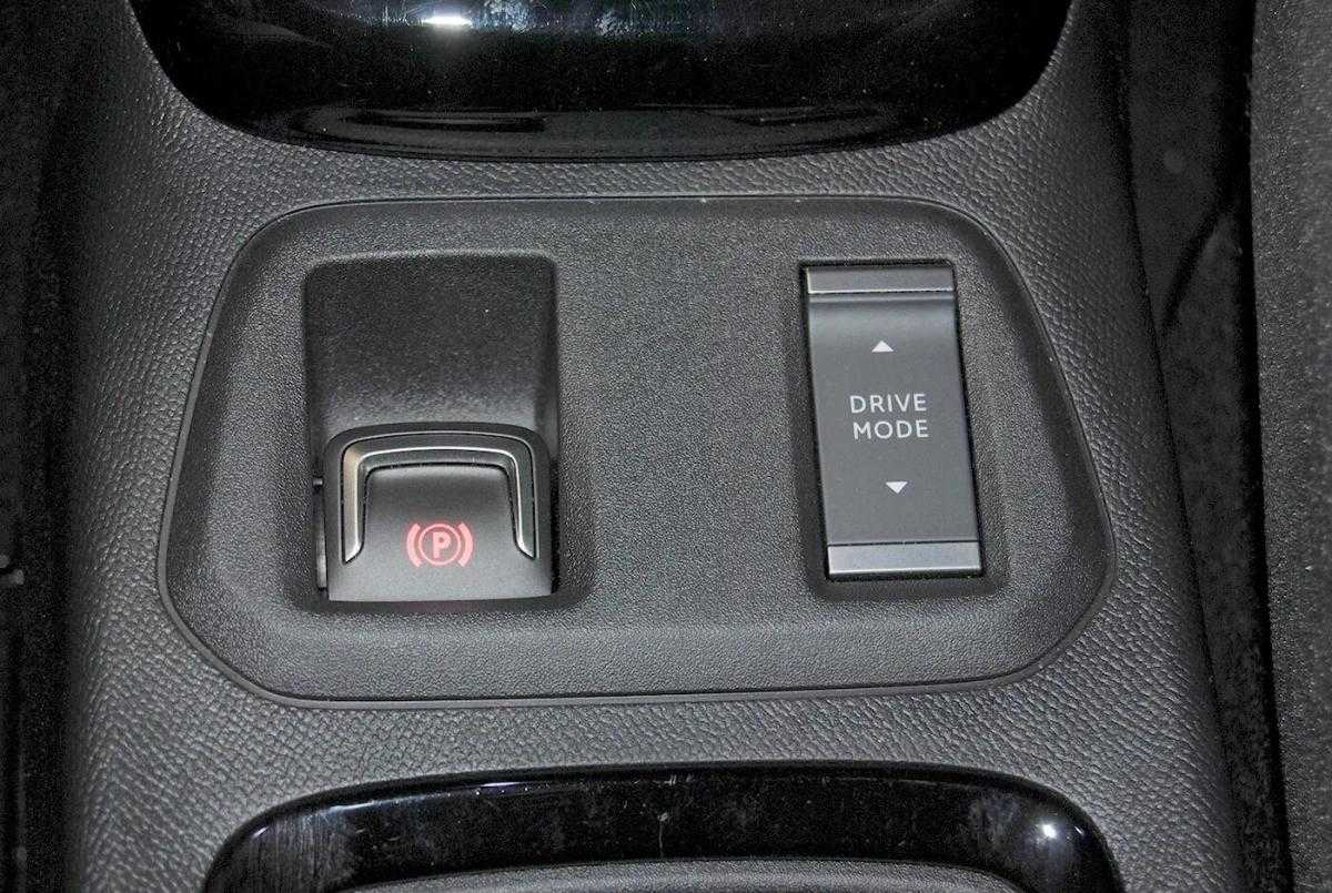 opel-corsa-2025-hibrido-a-gasolina-1199cc