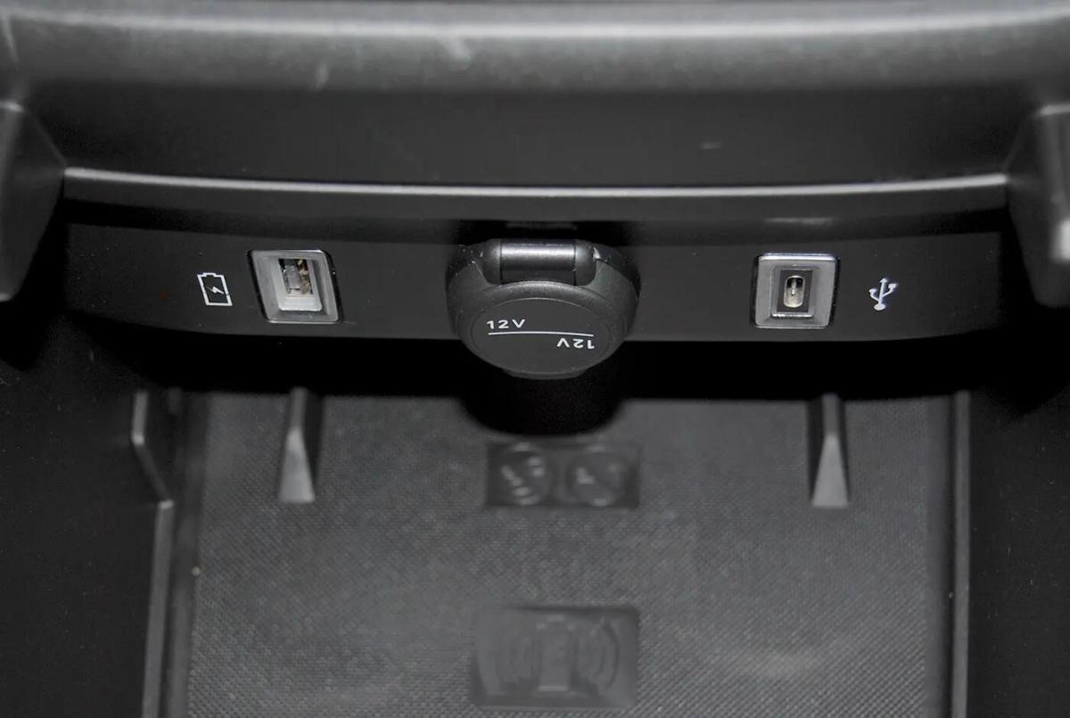 fiat-600-2024-hibrido-a-gasolina-1199cc