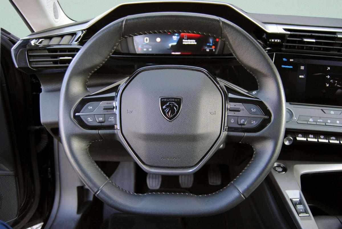 peugeot-308-2022-gasolina-1199cc