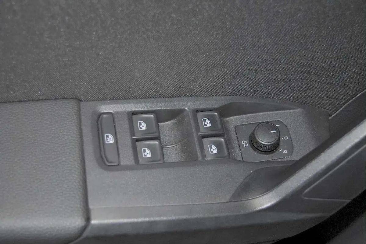 seat-ibiza-2024-gasolina-999cc