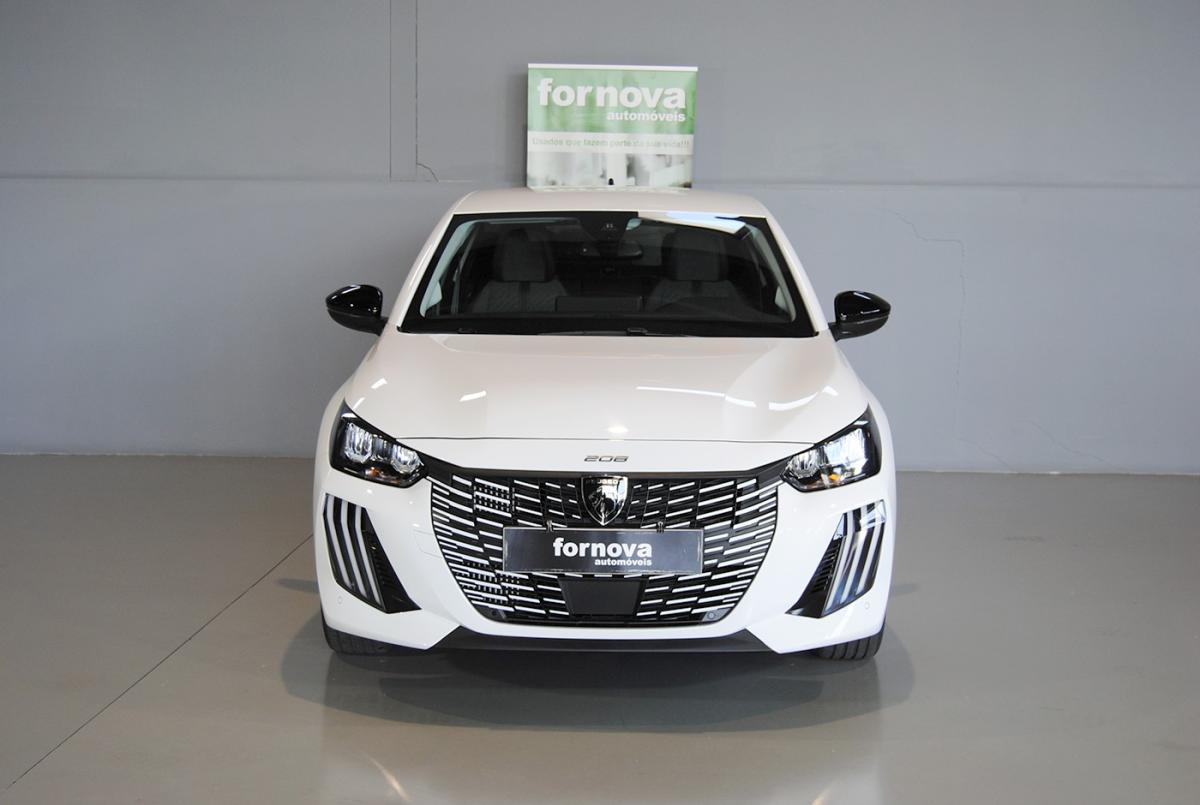 peugeot-208-2025-hibrido-a-gasolina-1199cc