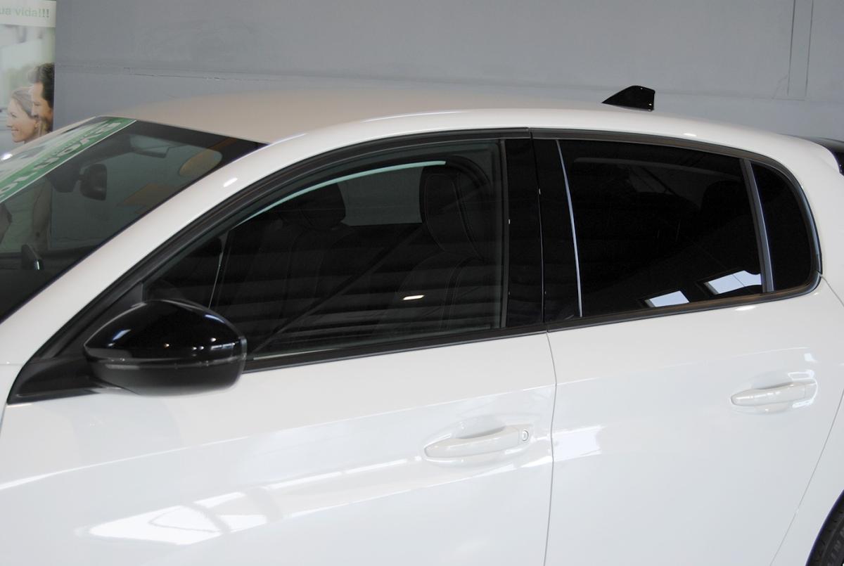 peugeot-208-2025-hibrido-a-gasolina-1199cc