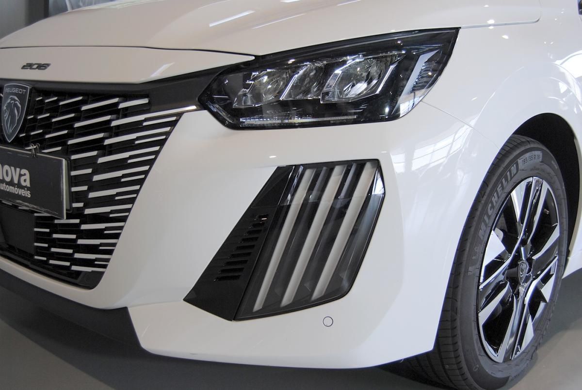 peugeot-208-2025-hibrido-a-gasolina-1199cc