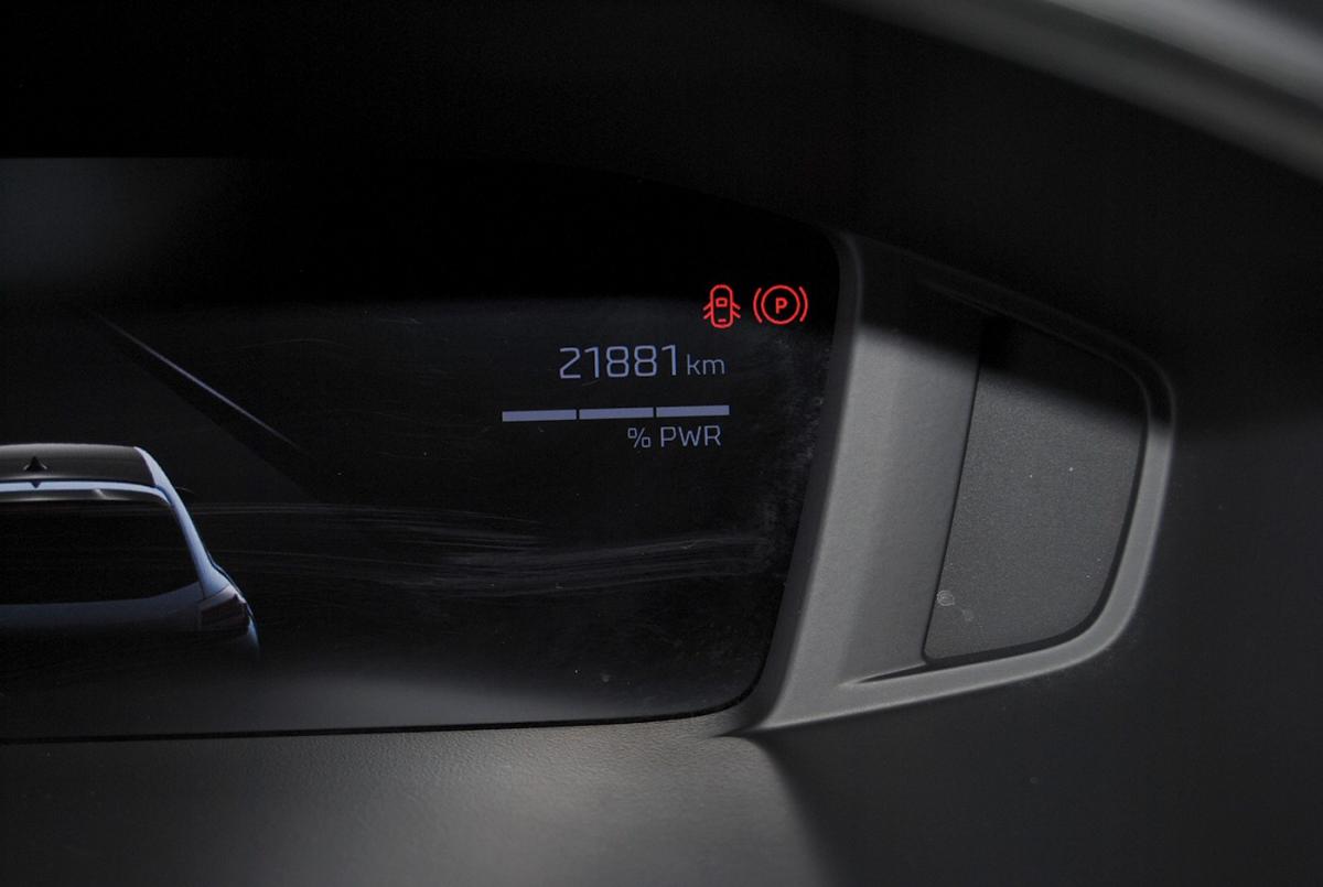 peugeot-208-2025-hibrido-a-gasolina-1199cc