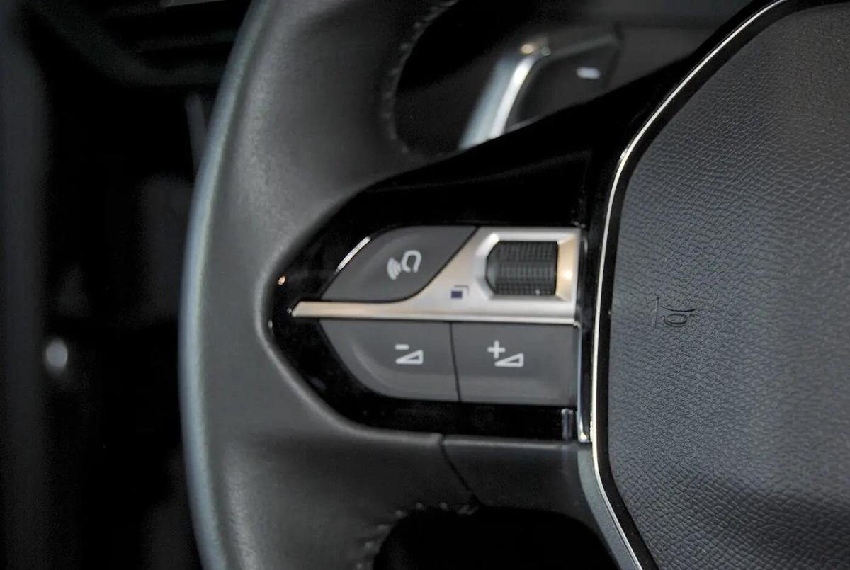 peugeot-2008-2025-gasolina-1199cc