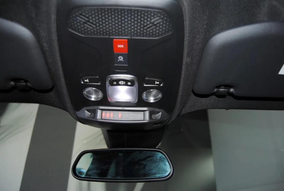 peugeot-2008-2025-gasolina-1199cc