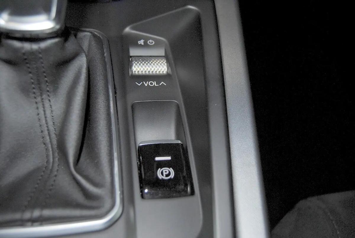 alfa-romeo-tonale-2023-hibrido-a-gasolina-1332cc
