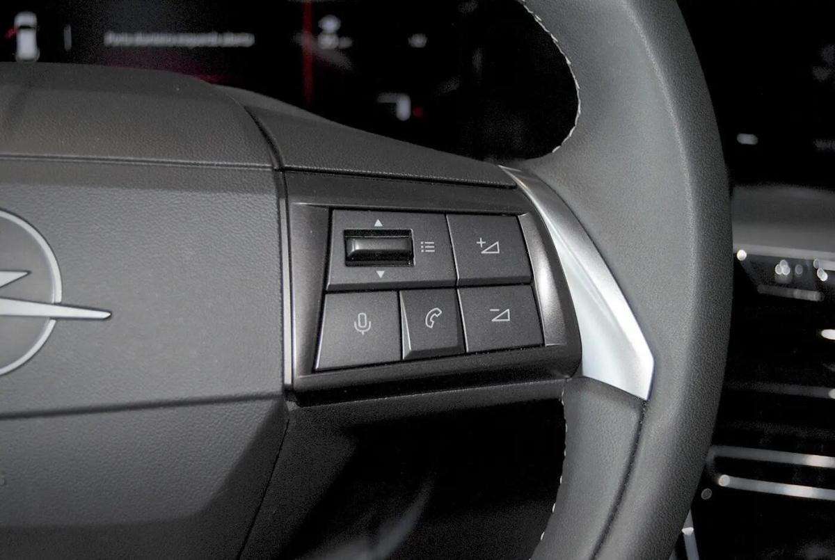 opel-mokka-2025-gasolina-1199cc