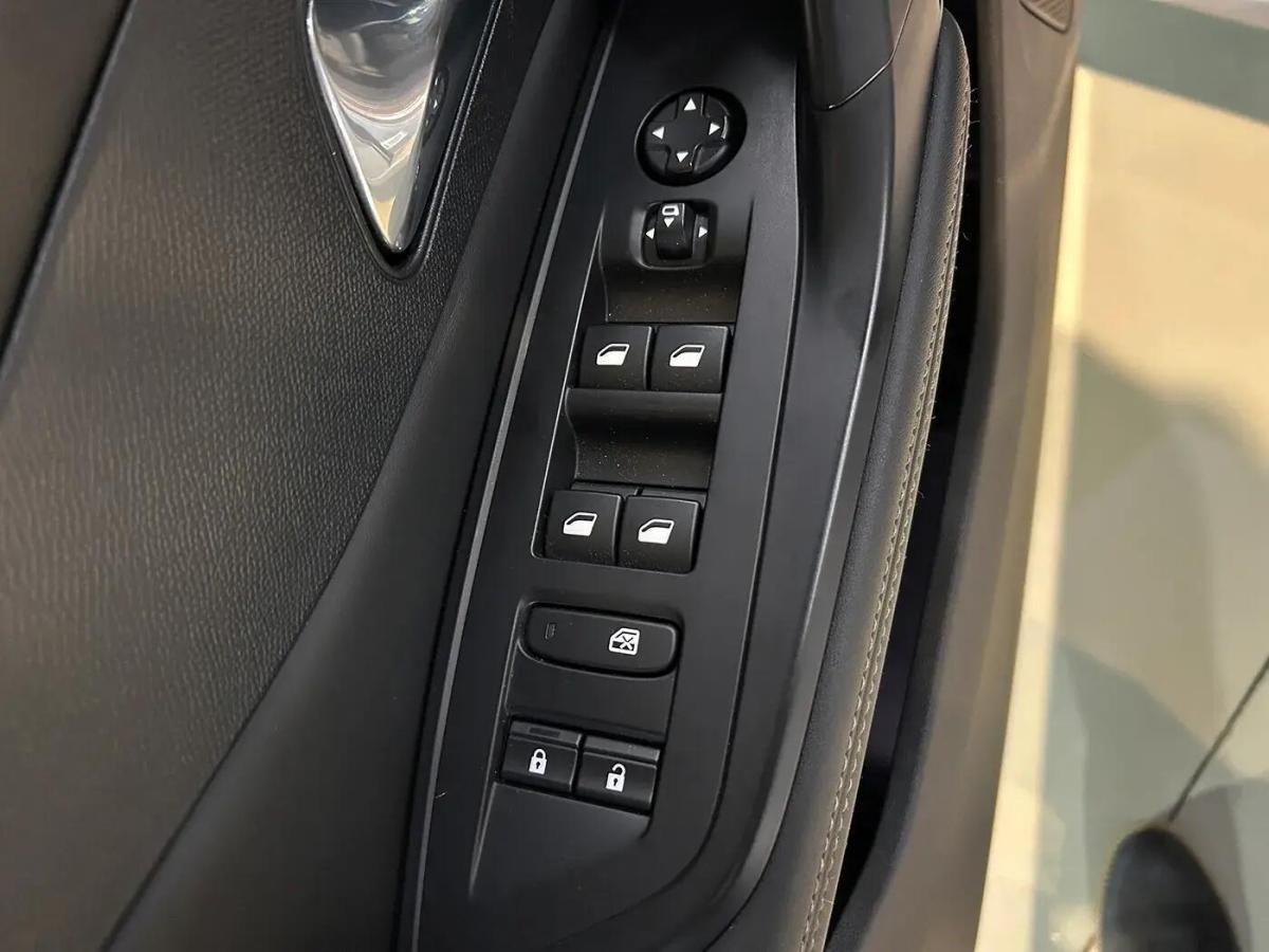 peugeot-308-sw-2022-diesel-1499cc