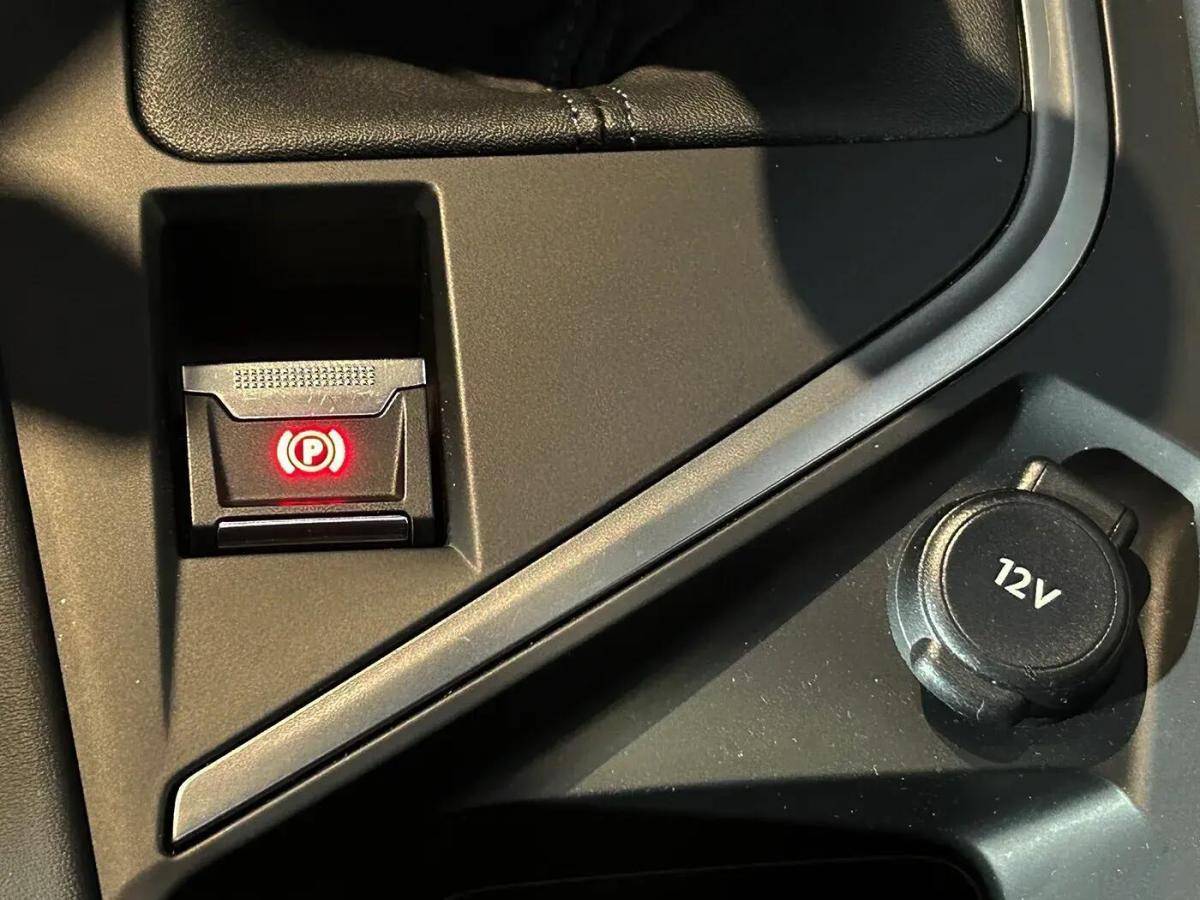 peugeot-308-sw-2022-diesel-1499cc