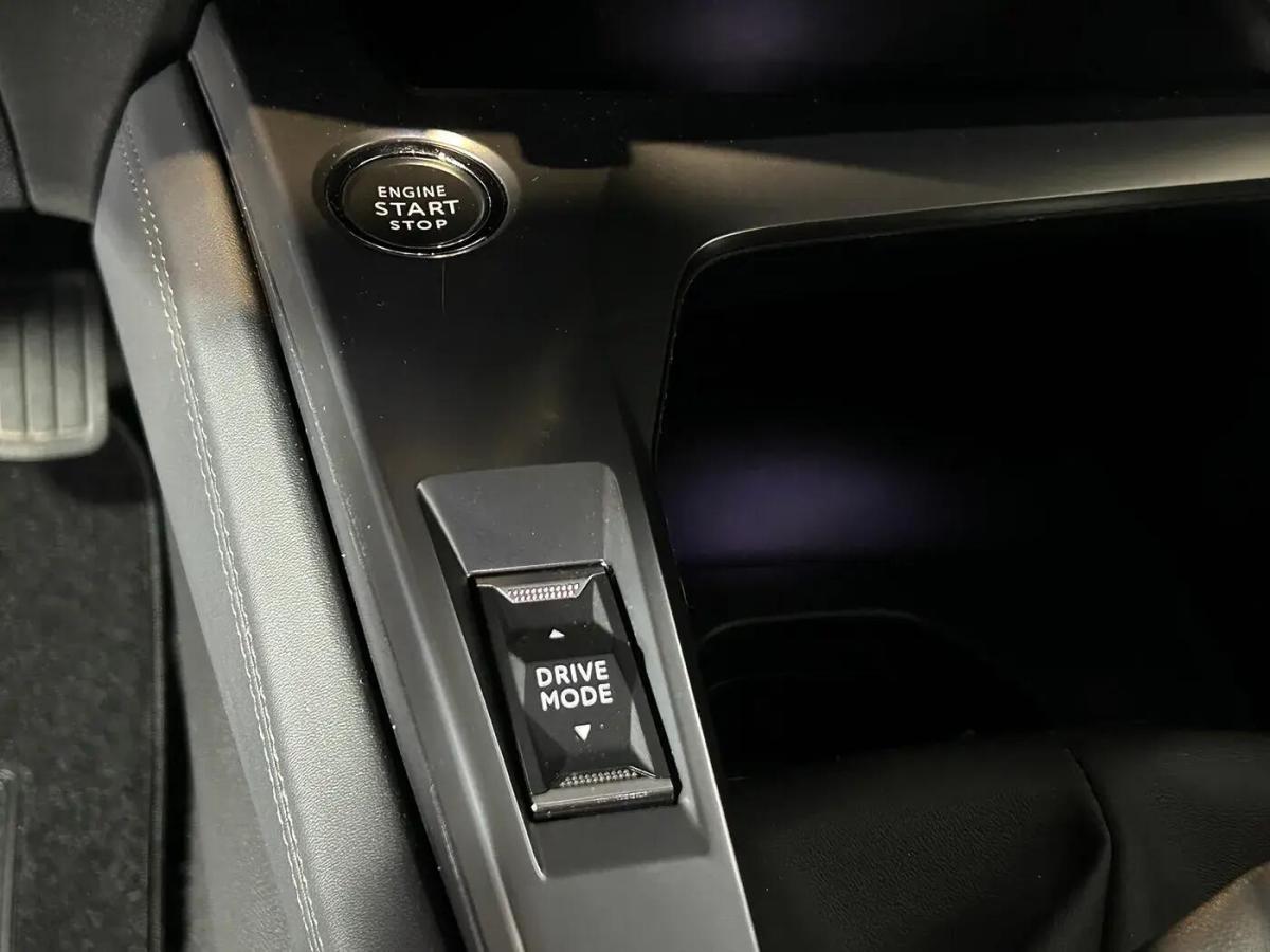 peugeot-308-sw-2022-diesel-1499cc