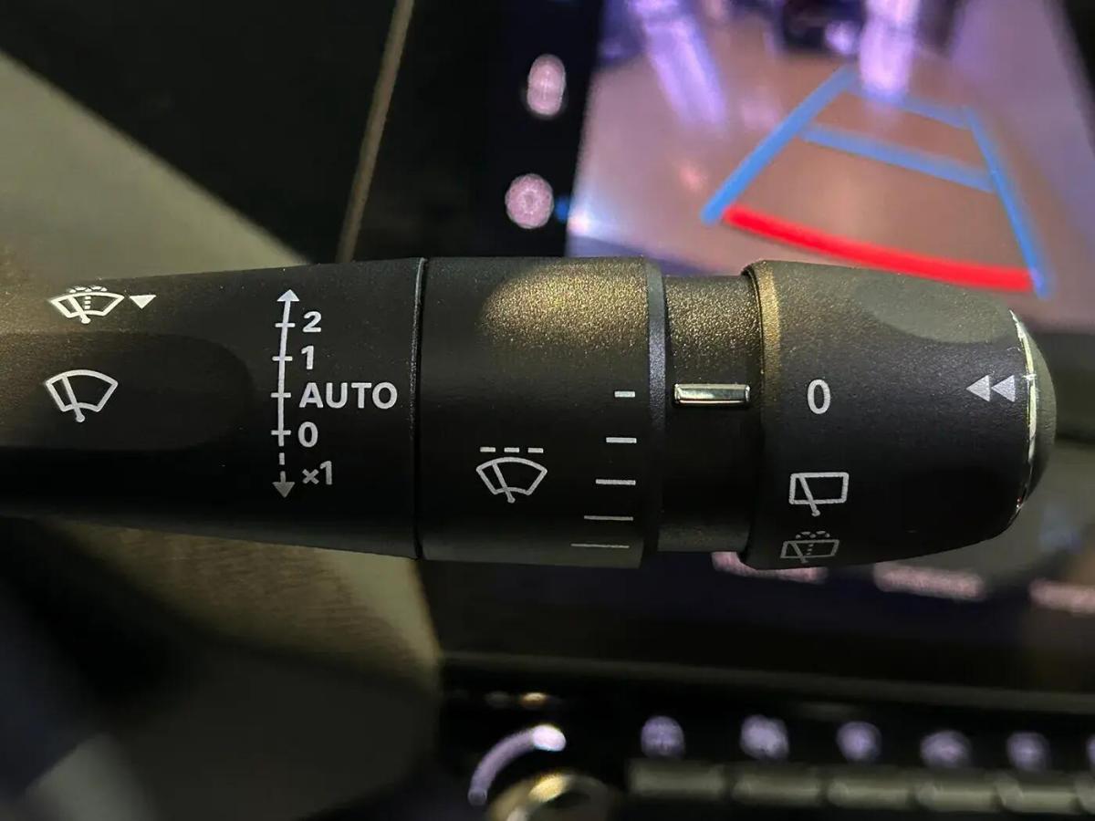 peugeot-308-sw-2022-diesel-1499cc
