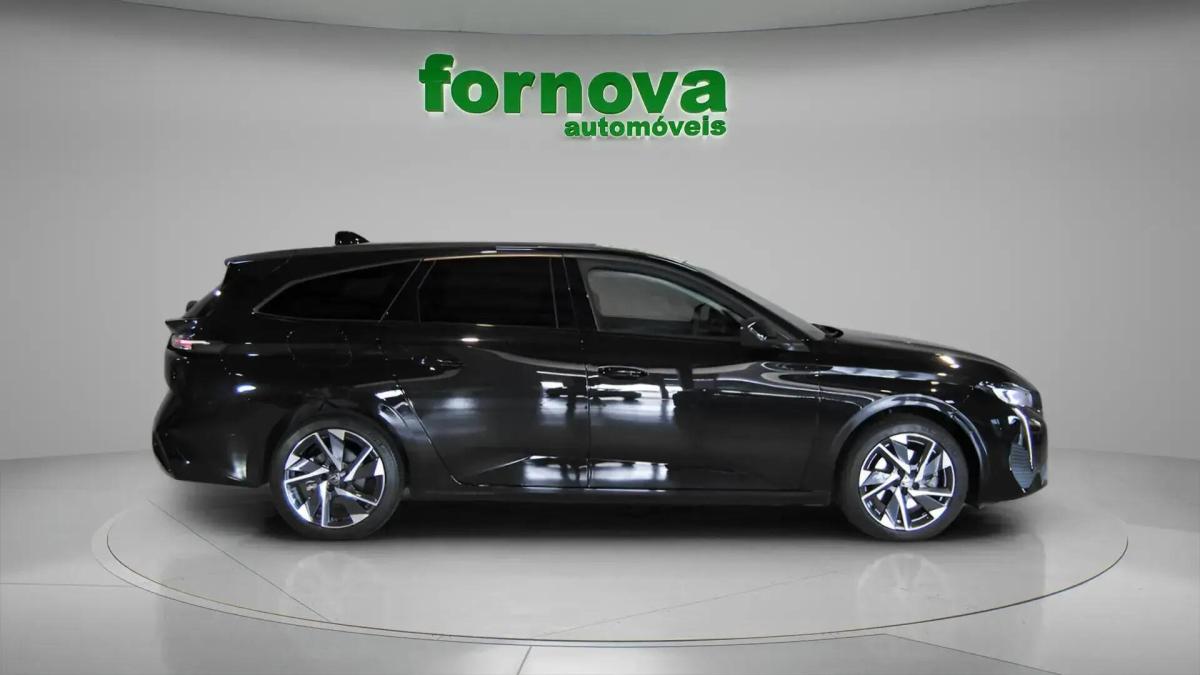 peugeot-308-sw-2024-diesel-1499cc