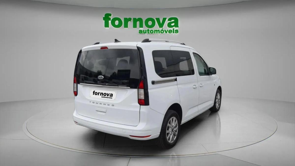 ford-tourneo-connect-2023-diesel-1968cc