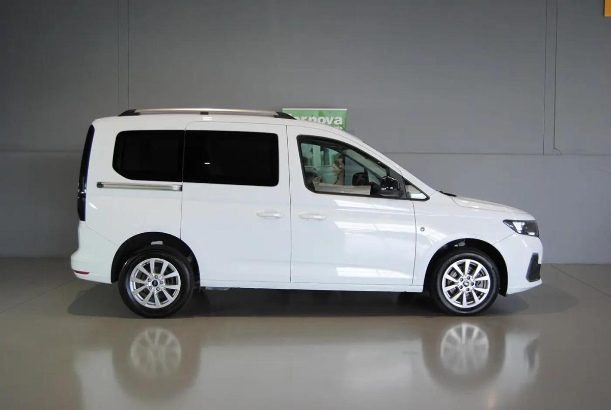 ford-tourneo-connect-2023-diesel-1968cc