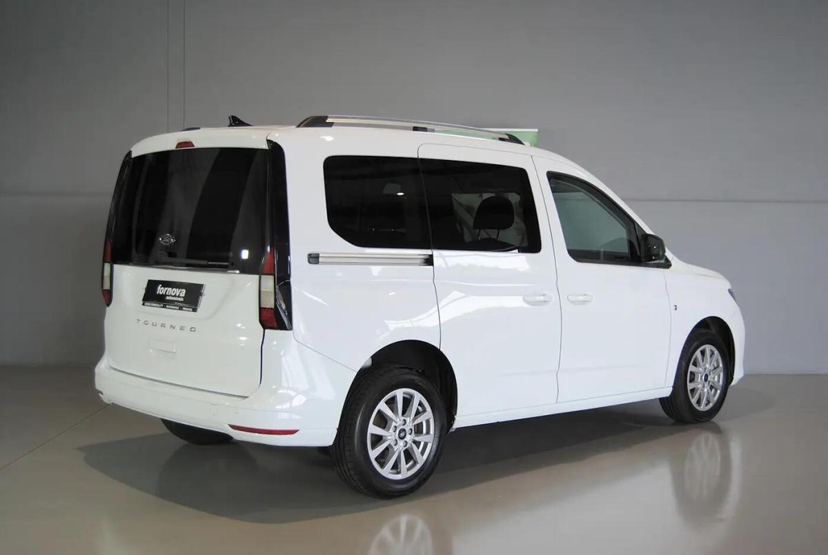 ford-tourneo-connect-2023-diesel-1968cc