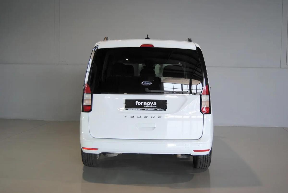 ford-tourneo-connect-2023-diesel-1968cc