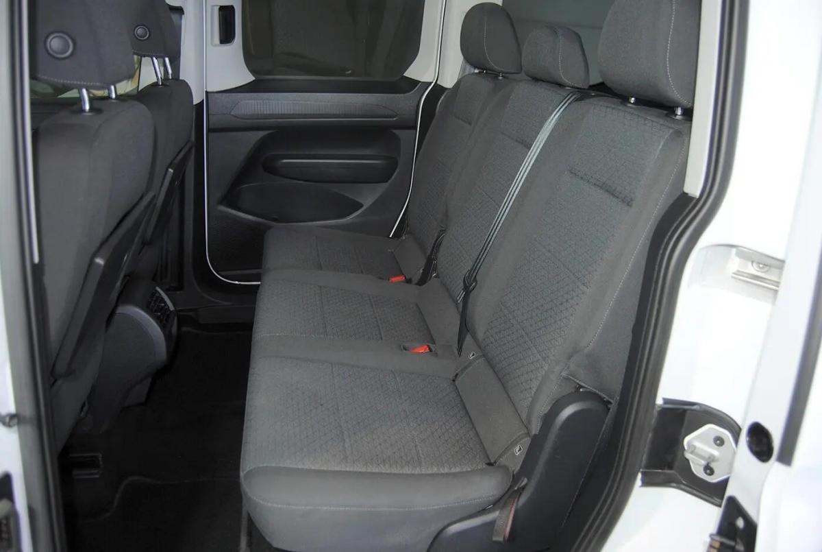 ford-tourneo-connect-2023-diesel-1968cc