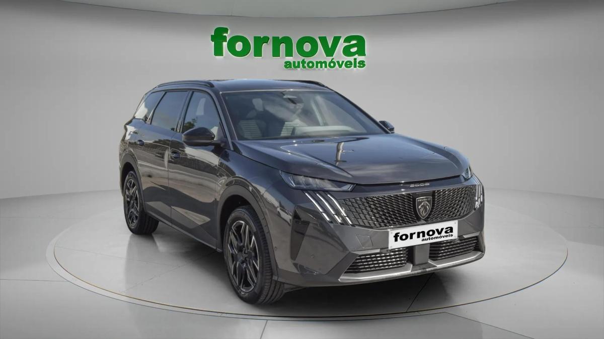 peugeot-5008-2025-hibrido-a-gasolina-1199cc